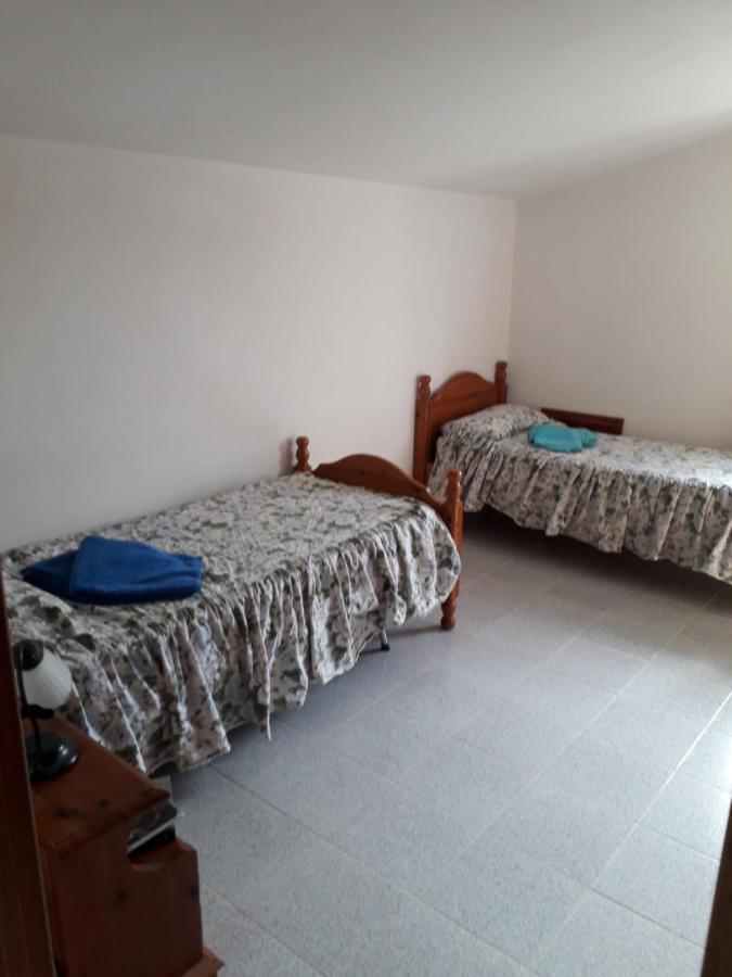 אולמדו Spacious Attic Apartment מראה חיצוני תמונה